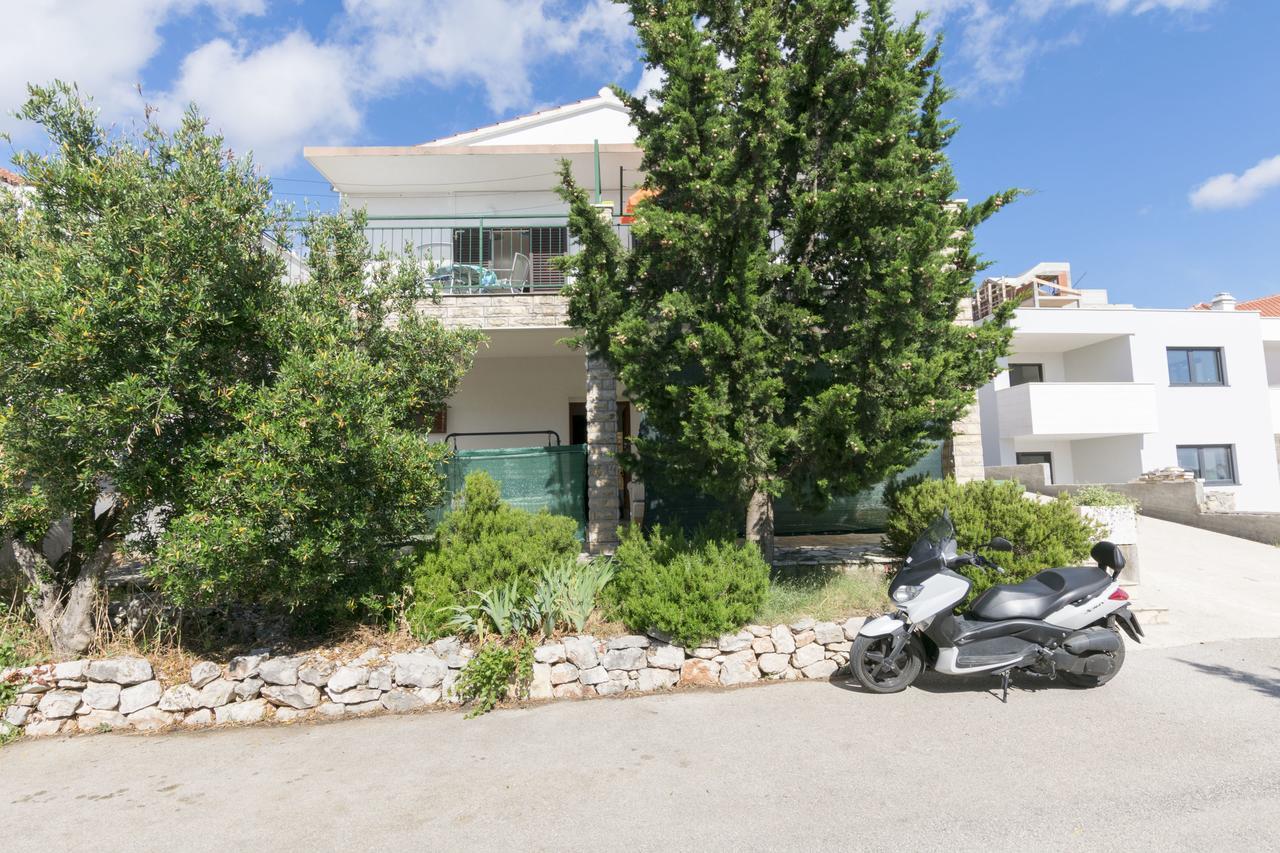 Apartments Ksenija Primošten Екстериор снимка