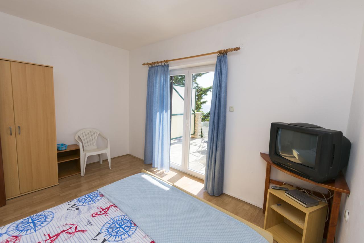 Apartments Ksenija Primošten Екстериор снимка